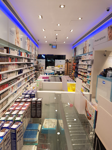 Super Care Pharmacy Safa, Al Safa 1، Safa Centre Al Wasl Road, (Next to Park ‘N’ Shop) - United Arab Emirates, Pharmacy, state Dubai