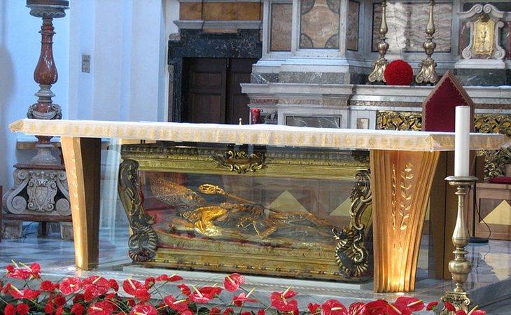 Supuesta tumba de San Valentín en la Basílica homónima de la ciudad de Terni