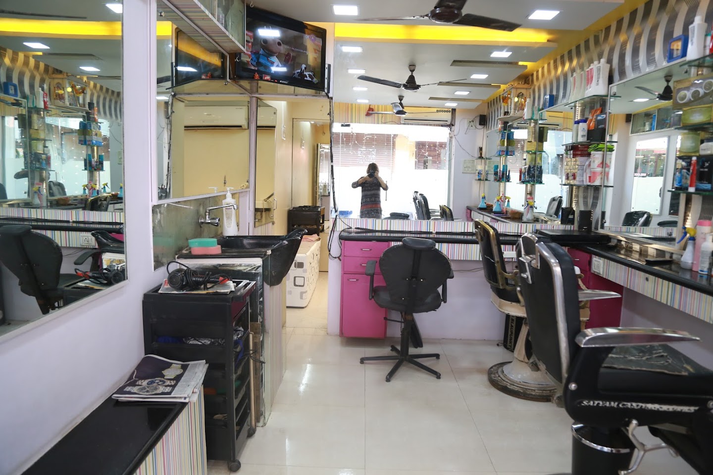 Kishor Hair Replacement - Beauty Salon in Thane(W