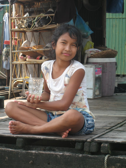 Blog de voyage-en-famille : Voyages en famille, Phnom Penh - Kampong Chhnang