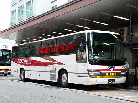 京王バス東「中央高速バス富士五湖線」富士山五合目系統　K60401　新宿高速BT改札中