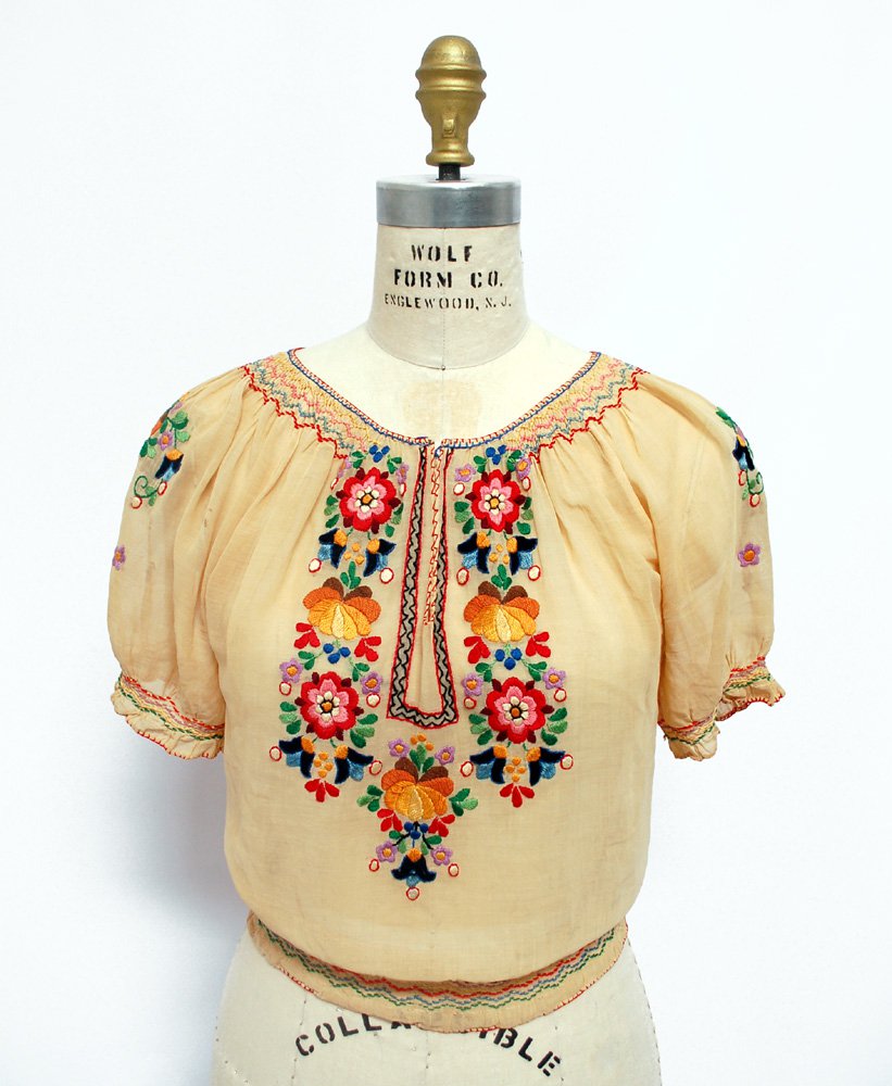 Blouse with embroidery So Sweet