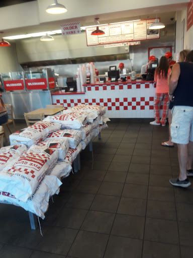 Fast Food Restaurant «Five Guys», reviews and photos, 1002 N Meridian Ave, Puyallup, WA 98371, USA
