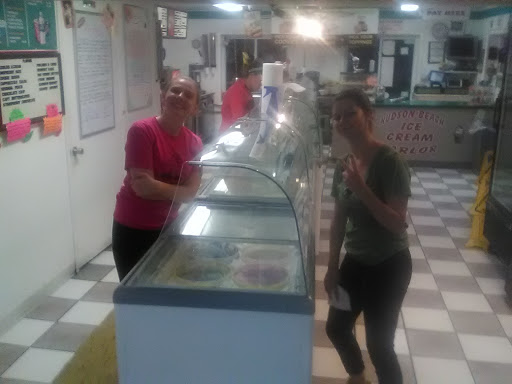 Ice Cream Shop «Hudson Beach Ice Cream Parlor», reviews and photos, 6930 Clark St, Hudson, FL 34667, USA