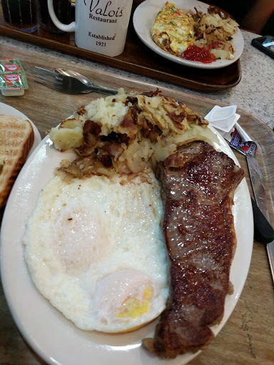 Breakfast Restaurant «Valois Restaurant», reviews and photos, 1518 E 53rd St, Chicago, IL 60615, USA