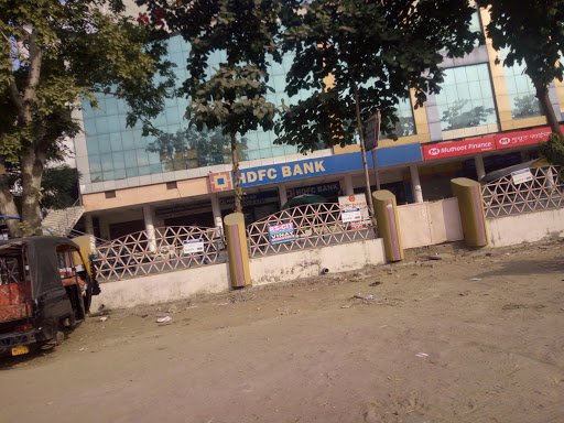 ICICI Bank Bhilwara - Branch & ATM, Pur Road, Ground Floor, S K Plaza, Jhanwar Plastic Industries, Bhilwara, Rajasthan 311001, India, Currency_Exchange_Service, state RJ