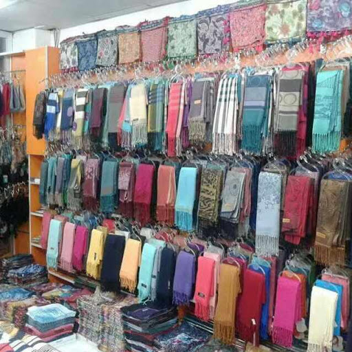 Universal Fabrics, Raj Kamal Rd, Satyapremi Nagar, Barabanki, Uttar Pradesh 225001, India, Textile_Exporter, state UP