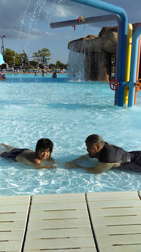 Water Park «Family Aquatic Center of Wheeling, IL», reviews and photos, 327 West Dundee Road, Wheeling, IL 60090, USA