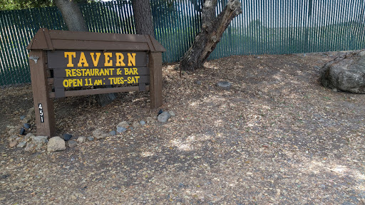 Bar & Grill «Tavern On the Greens», reviews and photos, 451 Vine Hill Way, Martinez, CA 94553, USA