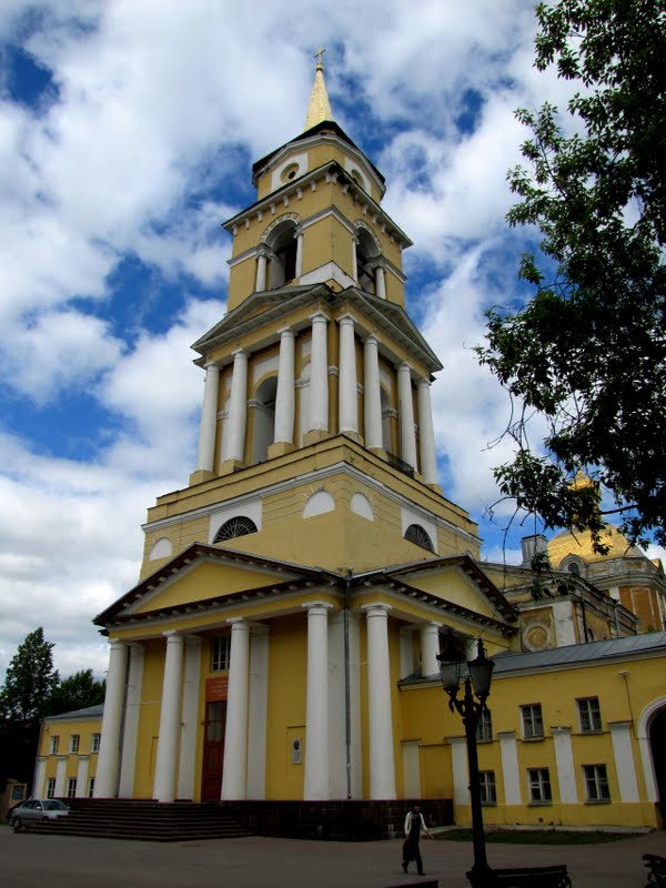 Пермская художественная. Спасо-Преображенский собор Пермь. Художественная галерея Пермь. Кафедральный собор Пермь. Пермская галерея Пермь.