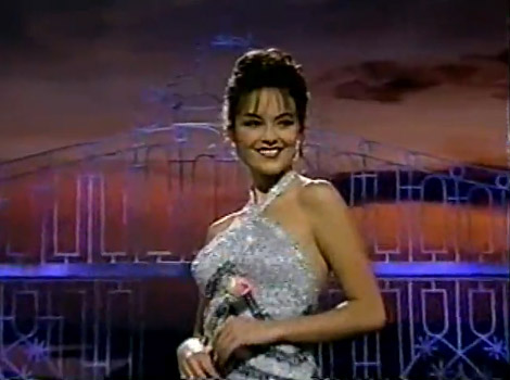 Miss Universe và những điểm số "khủng" nhất! Gomez_COL_1994