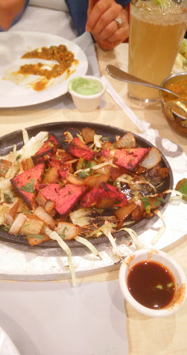 Indian Restaurant «Sonu Da Dhaba», reviews and photos, 825 US-1, Iselin, NJ 08830, USA