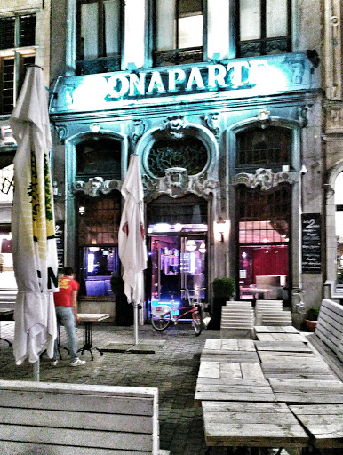 Bonaparte Karaoke Bar