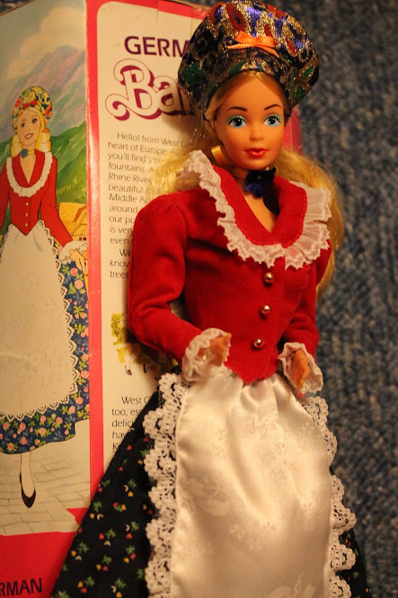 IRENgorgeous: Magic Kingdom filled with Barbie dolls - Page 13 IMG_2552