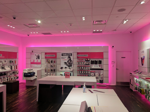 Cell Phone Store «T-Mobile», reviews and photos, 400 Commons Way #2045, Bridgewater, NJ 08807, USA