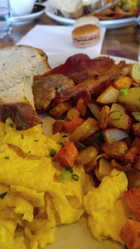 Commonwealth Cafe