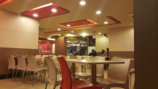 KFC, Holiday City Centre, Bank Road, Mavoor Road Junction, Opp. Kurusupally, Kozhikode, Kerala 673004, India, Delivery_Restaurant, state KL