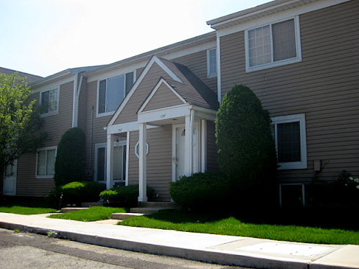 Rossville condos in Staten Island, Correll Ave.