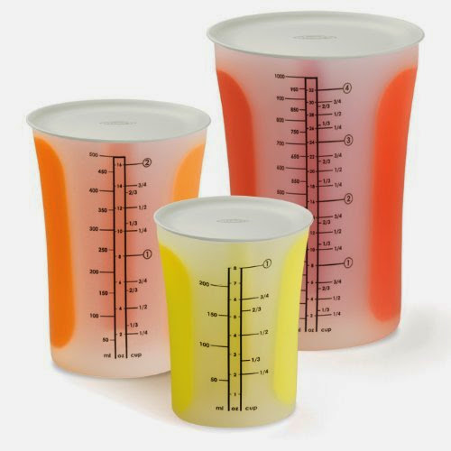  Chef'n Sleekstor Pinch Plus Pour 3-Piece Measuring Beaker Set with Lids, Orange Color