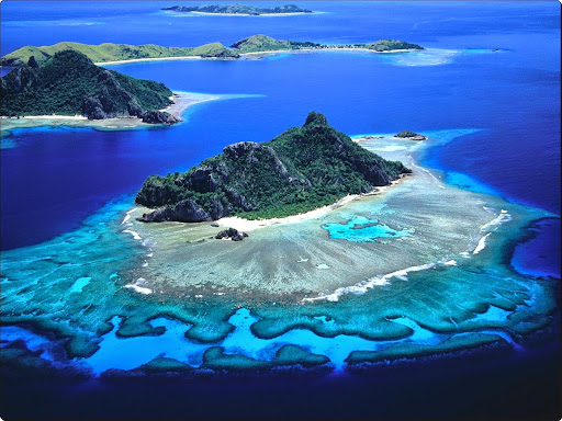 Monukiri and Monu Islands, Fiji.jpg