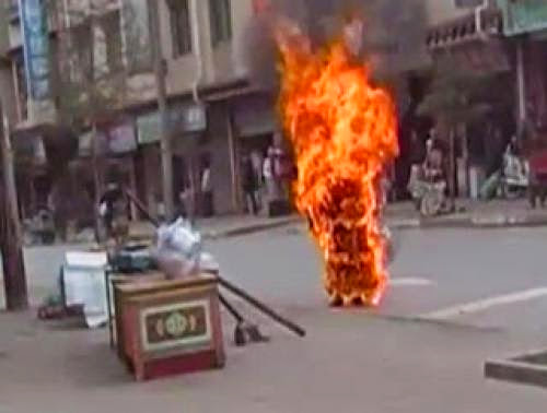 Tibet China Tibetan Woman Self Immolates In Qinghai To Protest Seizure Of Home