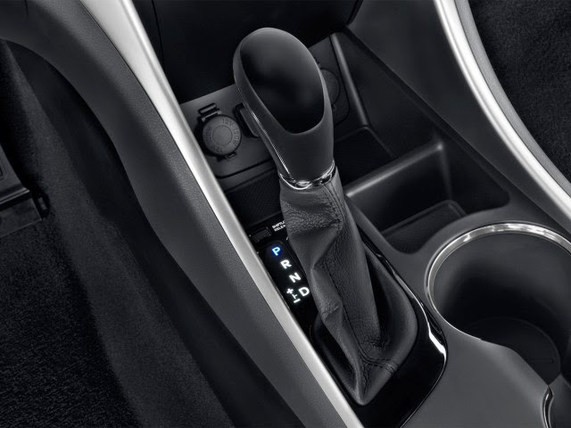 2014 Hyundai Sonata -gear-shift-style