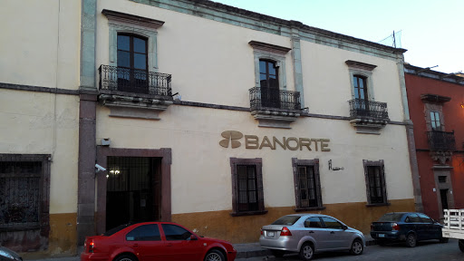 Banorte, San Francisco 17, Zona Centro, 37700 San Miguel de Allende, Gto., México, Institución financiera | GTO