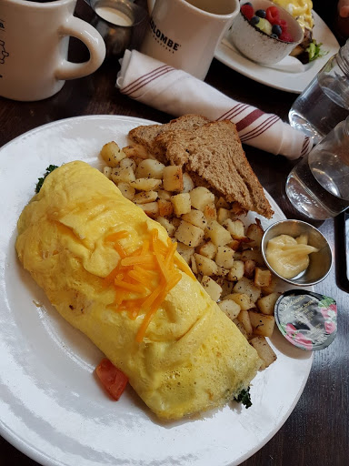 Breakfast Restaurant «Kanela Breakfast Club», reviews and photos, 502 E Illinois St, Chicago, IL 60611, USA