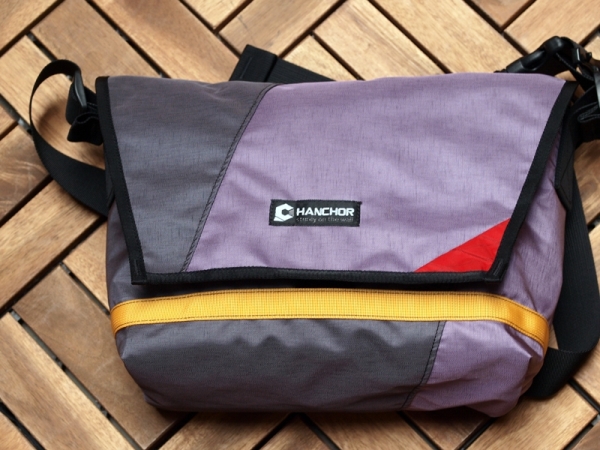 HANCHOR customized messenger bag 