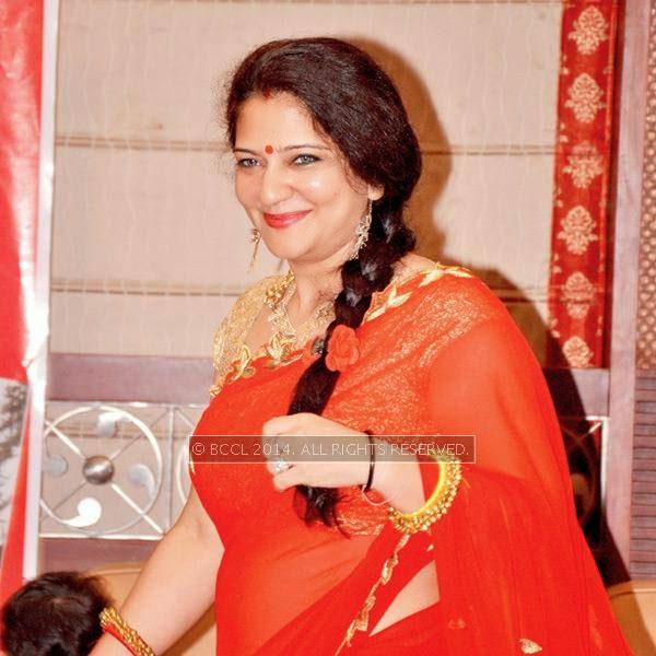 Sarika Roy during Col AK Singh and Sudesh's 50th wedding anniversary party in Patna.