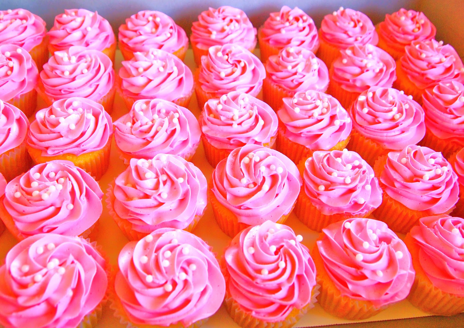 The Alchemist: Pretty Pink Cupcakes