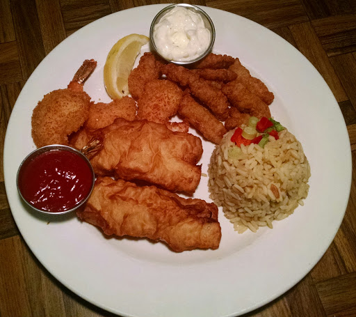 Seafood Restaurant «SeaGalley Restaurant», reviews and photos, 25 E Valley Mall Blvd, Union Gap, WA 98903, USA