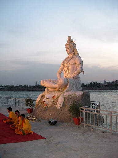 Students of the ashram