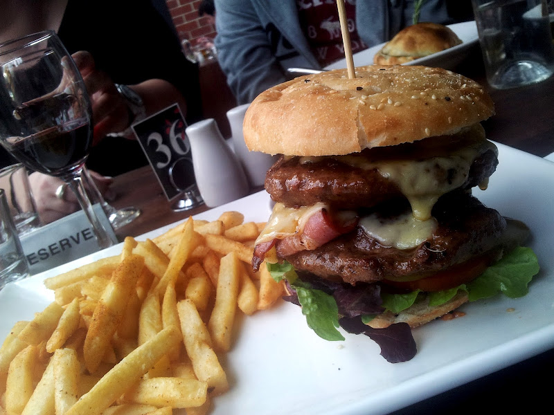 Beef burger, Havelock Hotel, Hutt St Adelaide