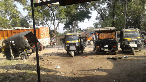 Raju Auto Repair & Spare parts, 441B02, Chandigarh Kalka Rd, Officer Colony, Abdullapur, Pinjore, Haryana 134104, India, Car_Repair_and_Maintenance, state HR