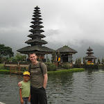 Banyuatis: temple Ulun Danu Bratan Banyuatis: temple Ulun Danu Bratan
