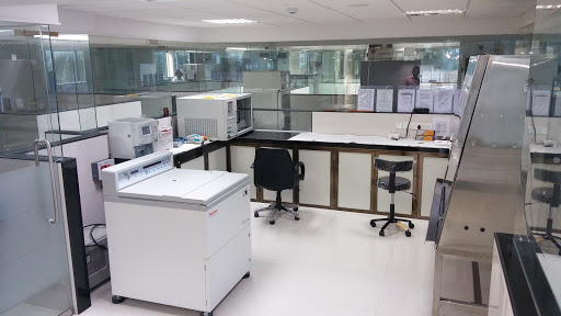 Sant Nirankari Blood Bank Sant Nirankari Blood Bank, O-9, Western Express Hwy, Navpada, Airports Authority Colony, Vile Parle, Mumbai, Maharashtra 400047, India, Blood_Bank, state MH