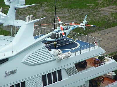 samar yacht helicopter