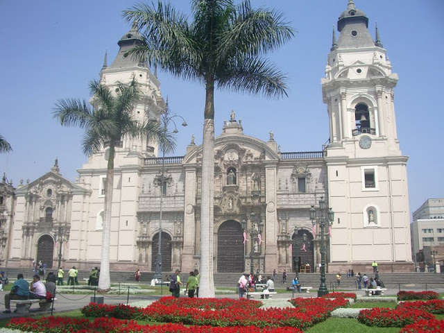 Martes 15 y miércoles 16 de octubre. Lima - Luna de Miel en Perú (3)