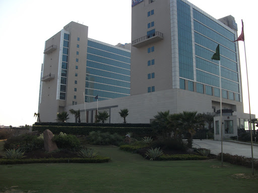 Golden Tulip Suites Gurgaon, Prism Tower C, Sector 2, Gwal Pahadi,Opp Teri Golf Course, Faridabad Road, Gurugram, Haryana 122003, India, Hotel, state HR