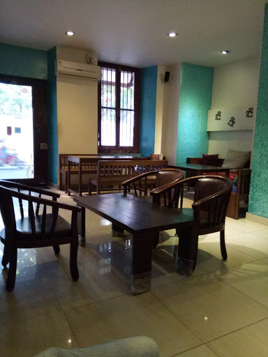 The Indian Kaffe Express, 3, Rue Dumas Street, Near IG Office, White Town, Puducherry, 605001, India, Bistro, state PY