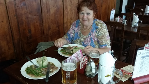 Restaurace U Slovanské Lípy