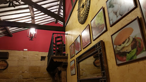 CERVECERÍA CHAMONIX - La Taberna Del Vino - HARO