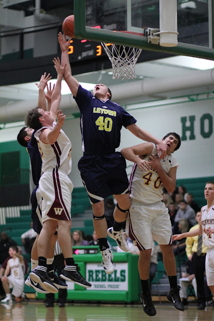 IMAGE: https://lh6.googleusercontent.com/-od-qTowZr0U/Ts2_qWGTtbI/AAAAAAAACpQ/8rVBm-Rqkn8/s640/IMG_9999_573.JPG