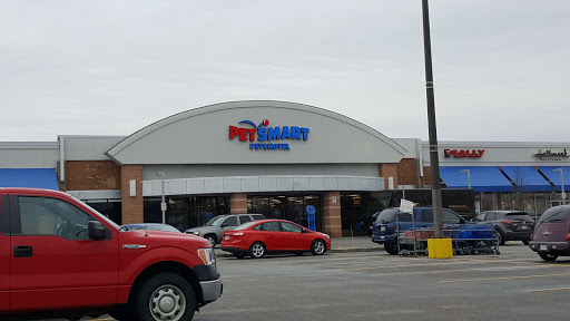 PetSmart, 26063 Great Northern Shop Center, North Olmsted, OH 44070, USA, 