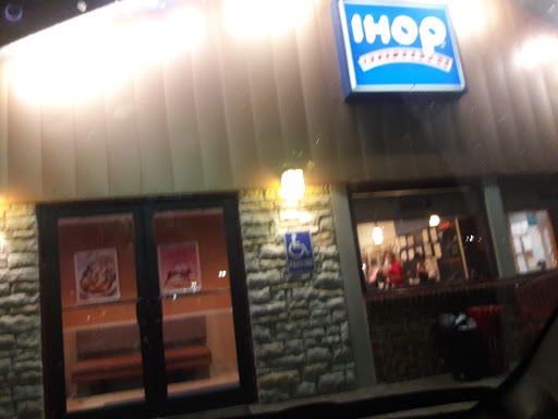Restaurant «IHOP», reviews and photos, 722 GA-138, Riverdale, GA 30274, USA