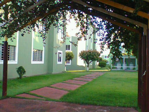 Condomínio Residencial Ouro Verde, R. Iêda Pesarini Ferreira, 130 - Jd Sta Cruz, Londrina - PR, 86084-610, Brasil, Condomnio_Residencial, estado Paraná