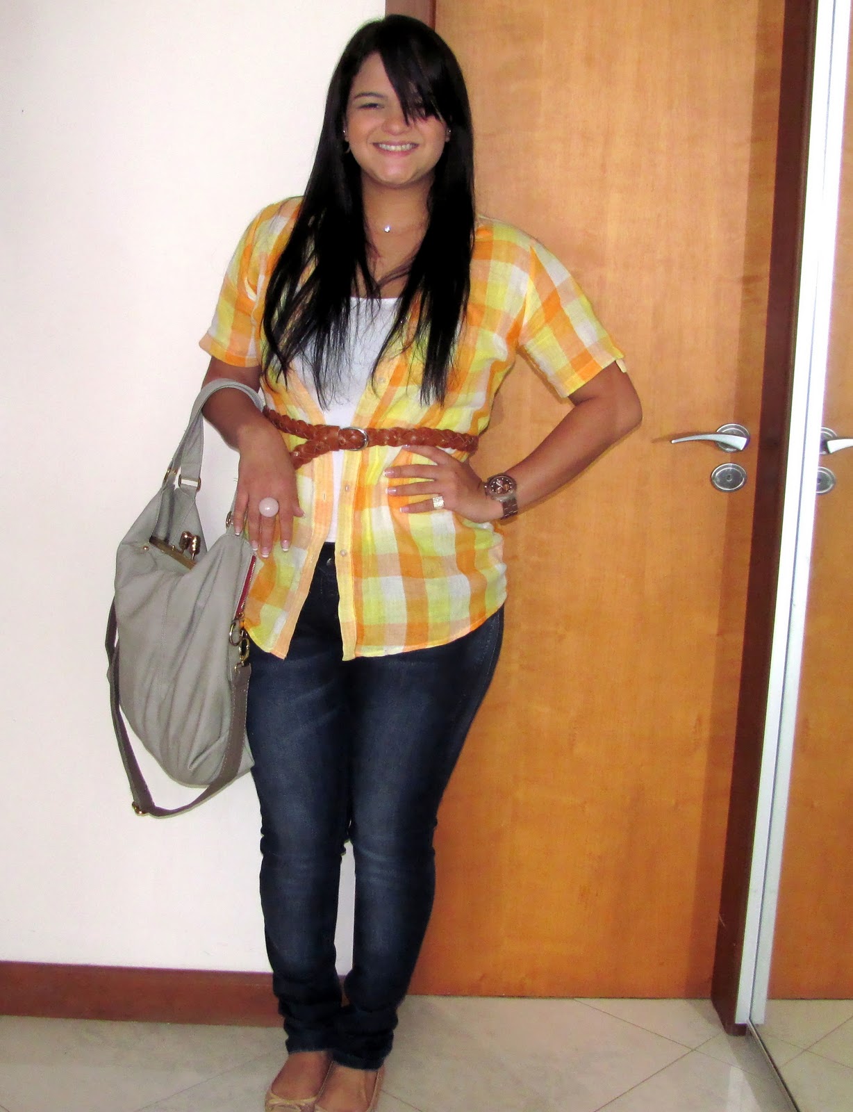 My fashion way by Lari Dias: Look do dia: Camisa xadrez amarela !