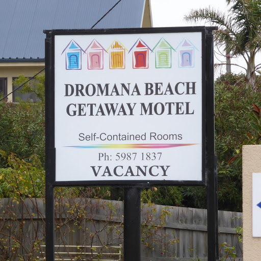 Dromana Beach Getaway logo
