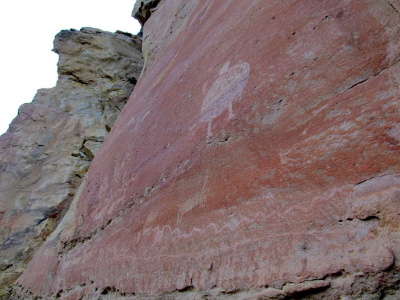 Fat Man petroglyphs